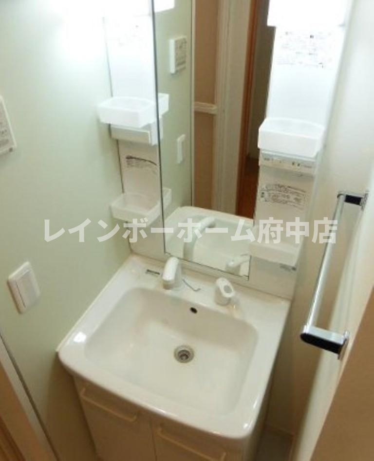 シャテーヌⅡの独立洗面台