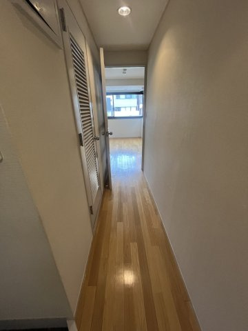 骨董通りビルの内装
