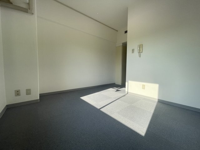 ウィン青山の洋室