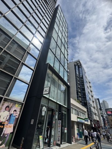 港区北青山２丁目の店舗事務所の外観