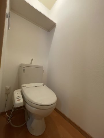 タウンコート高司のトイレ|ゆったりとした空間のトイレです