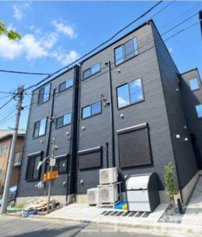 足立区中川４丁目のアパートの外観