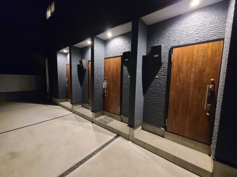 フォレストコート清瀬の玄関