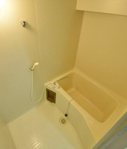 横浜市瀬谷区瀬谷６丁目の賃貸マンションの浴室