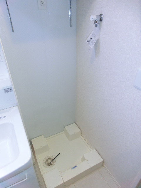 サニーコートの設備|サニーコート　室内洗濯機置場