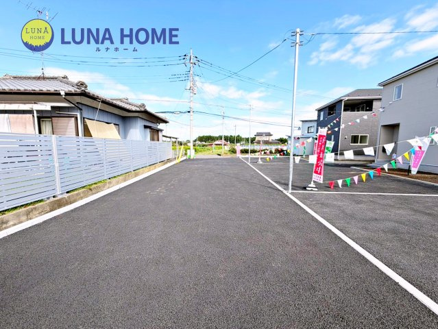 小美玉市羽刈第3　新築戸建　3号棟の前面道路含む現地写真|物件探しから、ご契約手続き、購入後のインテリアデザインまで、トータルでサポートいたします☆