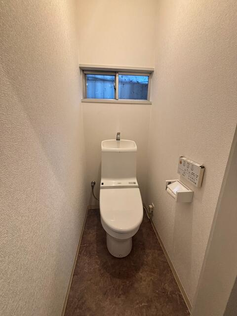 細田５丁目戸建のトイレ