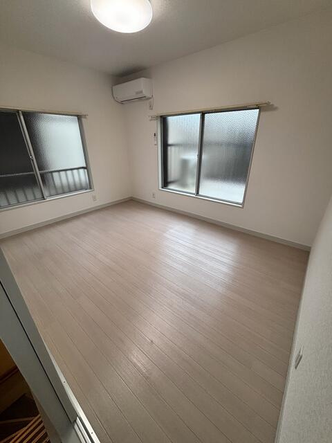 細田５丁目戸建の洋室|２階洋室
