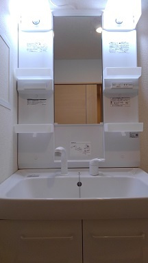 サンシャインの洗面所