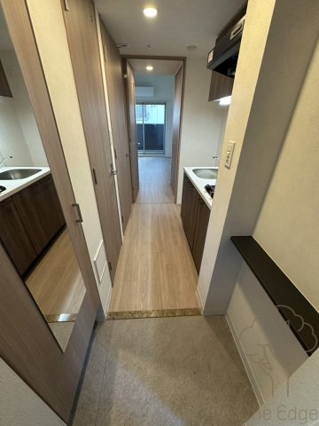 エスリードレジデンス ザ・グラン新大阪フラッツの玄関