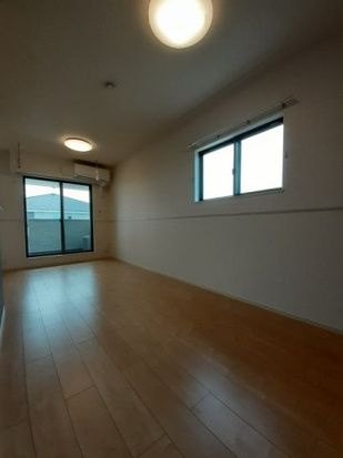 ルミナーレⅡ　　　刈谷市近郊の賃貸はクラスホーム刈谷店の居間・リビング