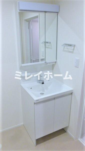 ビューノウメモトの洗面所|同建物内、別のお部屋の参考写真になります。