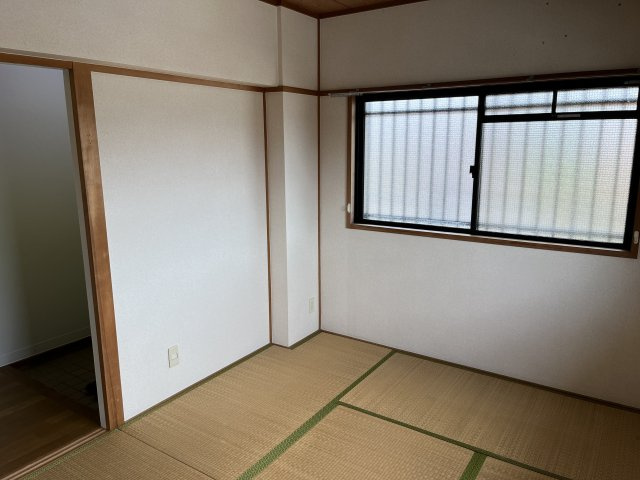 メゾン桑原3の和室