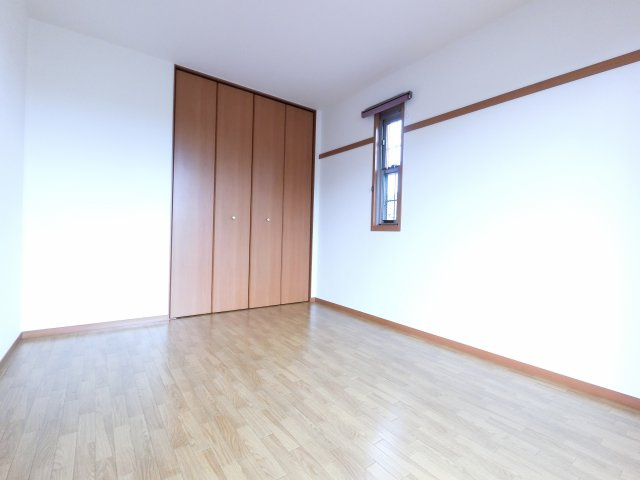 【寝室】