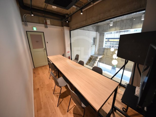 リアライズ難波中ビルのその他|T4　BLDG　OSAKA　共用ミーティングルーム
