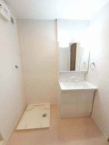 コスモ吉良Ⅱ　　　刈谷市近郊の賃貸はクラスホーム刈谷店の洗面所|使いやすい洗面所です
