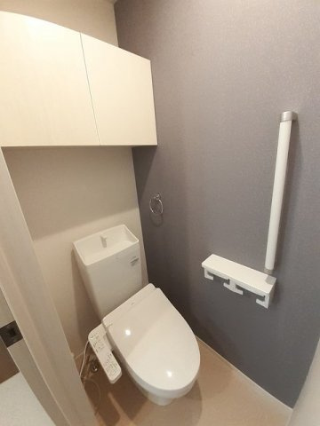 コスモ吉良Ⅱ　　　刈谷市近郊の賃貸はクラスホーム刈谷店のトイレ|コンパクトで使いやすいトイレです