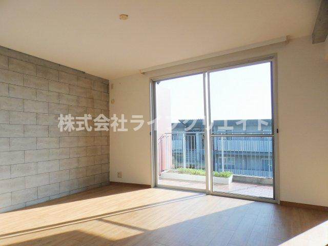 エルムコートの居間・リビング