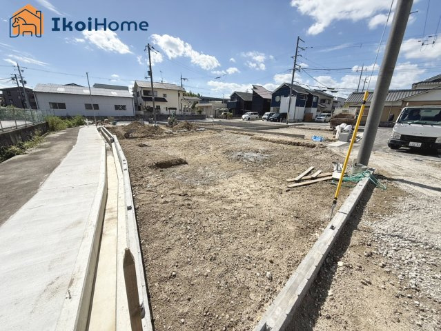 神戸市西区玉津町出合　4号棟　新築戸建のエントランス|●年中無休：当日予約可●西区、垂水区、明石市初。弊社は契約前に新築戸建の住宅診断を無料で行っています