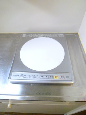 IHコンロは温度が２００度まで上がるので、揚げ物も出来ます♪
