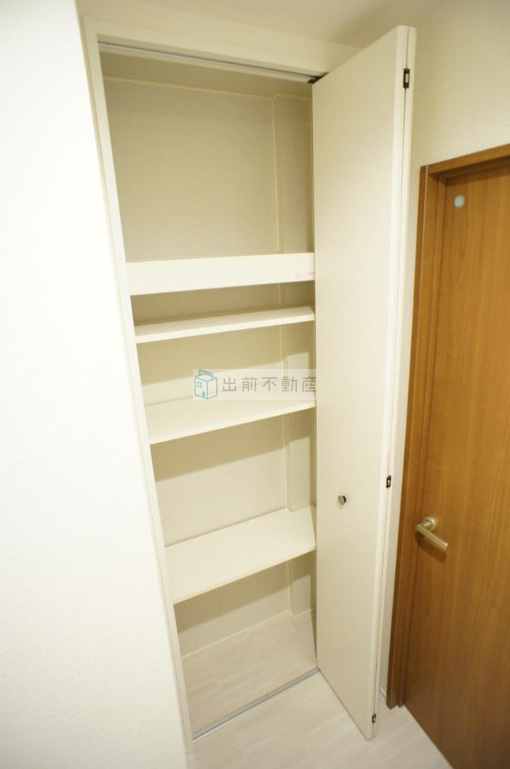 シェモア東の収納