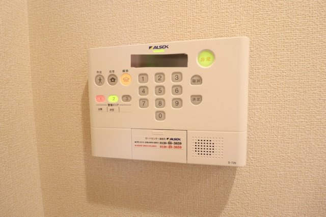 三鷹市新川６丁目のアパートのセキュリティ