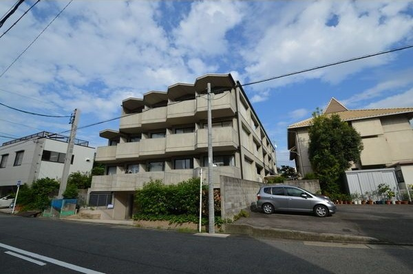 アトリウム前田