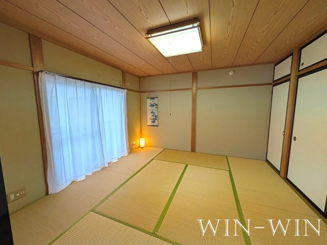 若葉と陽だまりのラ・ルーチェの寝室