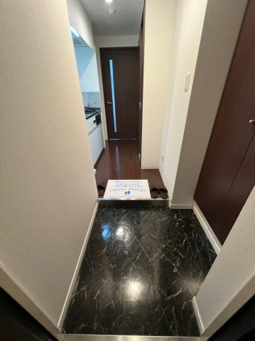 レジディア鶴舞　名古屋市賃貸　仲介手数料無料の玄関