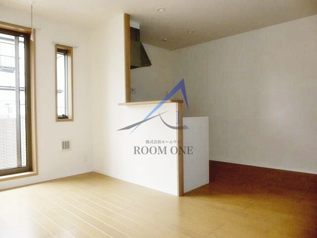 シャルールの居間・リビング|洋室のお部屋です。