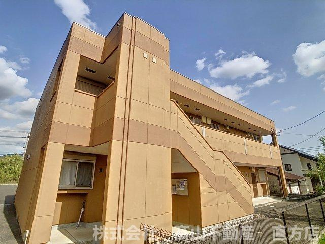 北九州市八幡西区真名子１丁目のアパートの外観