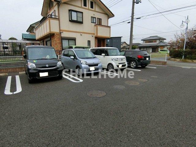グリーンフォレストの駐車場|当社、チルホームのHPもご覧ください(^^)/物件情報多数♪