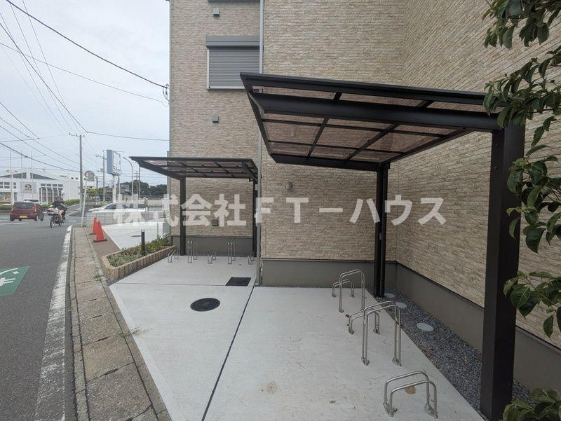 アルタス北国分の駐車場