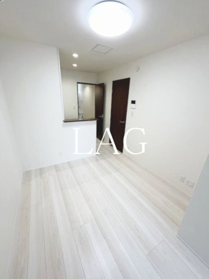 【居間・リビング】 | エリシアン三軒茶屋 | 洋室のお部屋です。