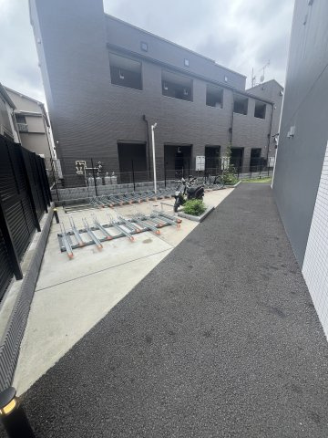 Ｍ－ＲＥＳＩＤＥＮＣＥ亀戸の駐車場|車をお持ちの方に嬉しい駐車場付きの物件です