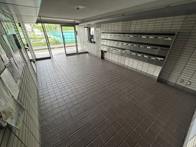 グランドシャトー西明石のロビー