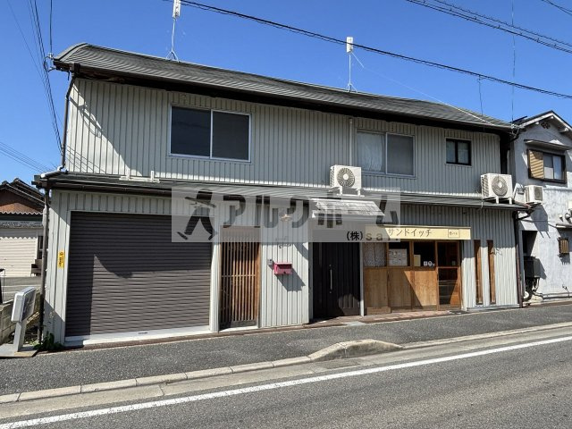 国道長屋の外観