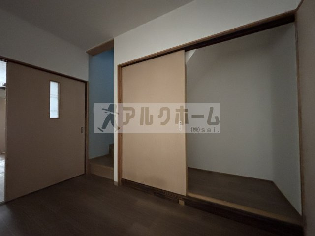 国道長屋の収納