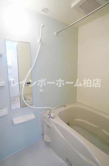 特典：仲介手数料が50％OFFです‼の浴室|追い焚き機能・浴室乾燥機があります