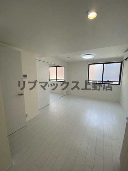 【居間・リビング】HW.HILLS綾瀬 