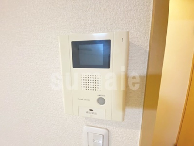 シャーメゾン宮町のセキュリティ|モニター付きインターホンです☆