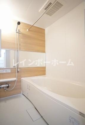 ティアラⅢの浴室
