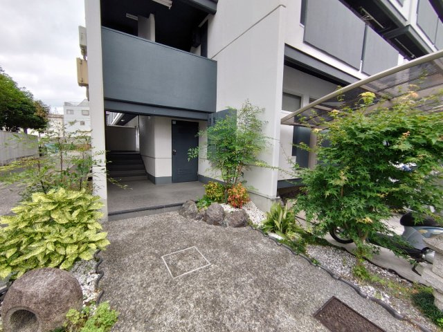 【エントランス】 | ウネサマンション