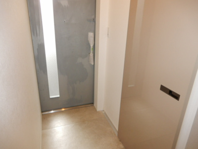 【玄関】