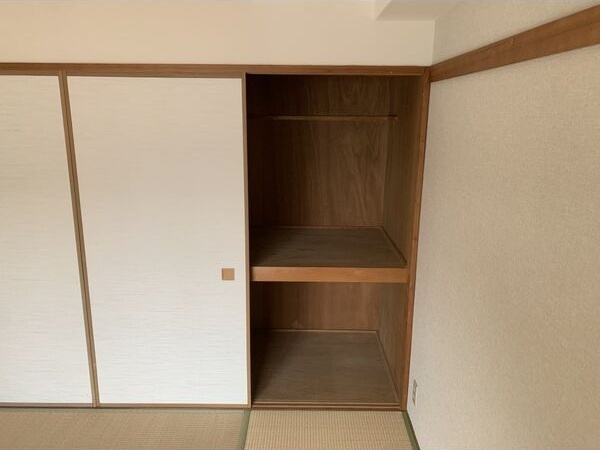サンヒルズ松和花壇の収納