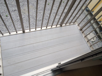 【バルコニー】