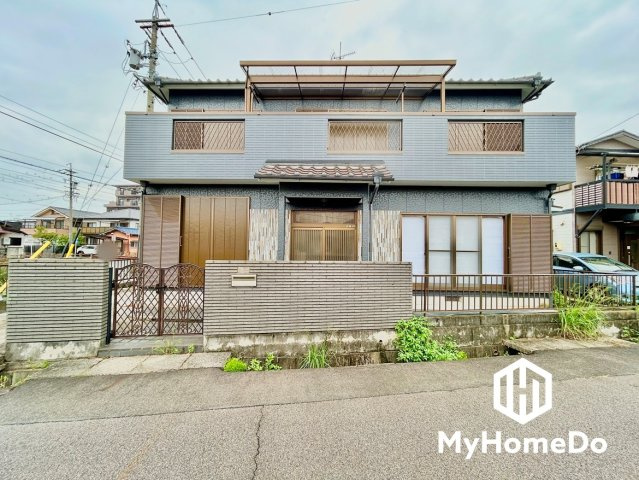 春日井市南花長町
