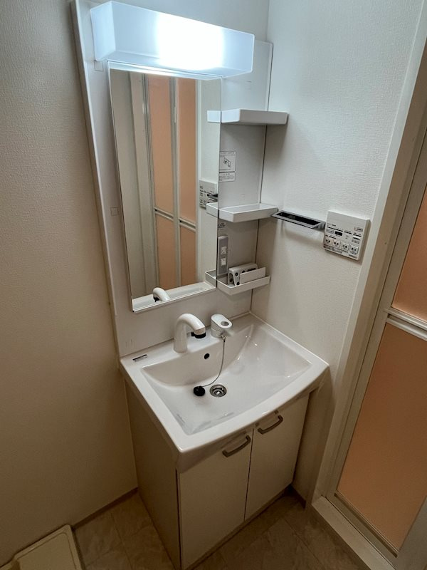 SQUARE CITY KITAMAGOME の洗面所