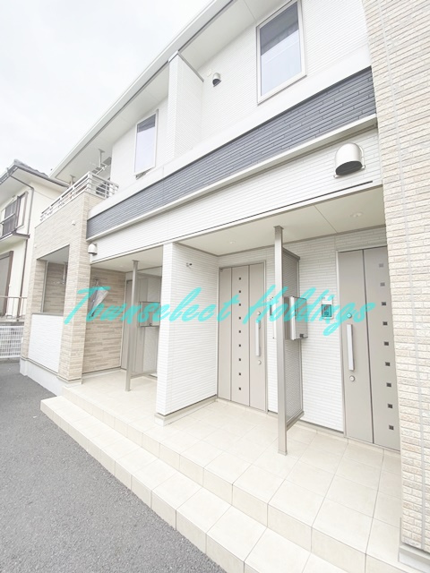 藤沢市辻堂新町２丁目のアパートのエントランス