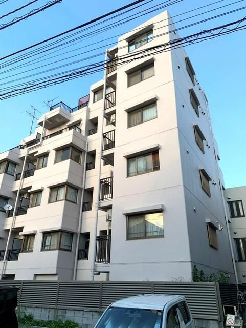 ティーエスハイツ経堂の外観